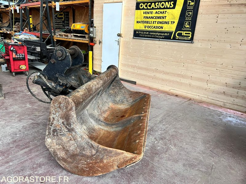 Godet de curage orientable tilt 2m THIERE pour pelle de 20T - Année 2011 - 建筑设备:图1 Godet de curage orientable tilt 2m THIERE pour pelle de 20T - Année 2011 - 建筑设备:图1
