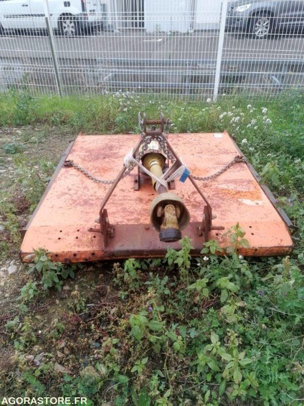 Gyrobroyeur GYROMASS - 农业机械:图1 Gyrobroyeur GYROMASS - 农业机械:图1