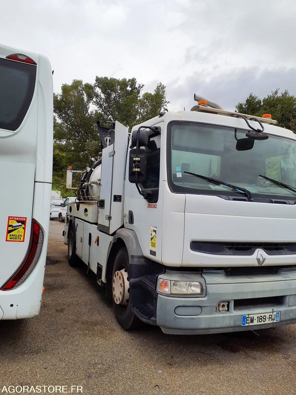 HYDROCUREUR 19T RIVARD - 2004 / 262 122 KM - 真空车:图1 HYDROCUREUR 19T RIVARD - 2004 / 262 122 KM - 真空车:图1