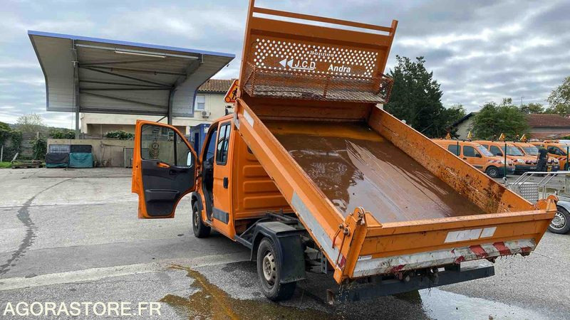 IVECO 35S12 HPI - 278132 KM - 翻斗货车:图3 IVECO 35S12 HPI - 278132 KM - 翻斗货车:图3