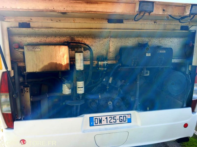 IVECO BUS AXER N°073321 - 校車:图5 IVECO BUS AXER N°073321 - 校車:图5