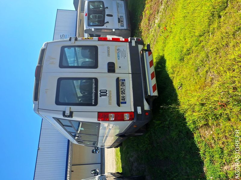 IVECO BUS DAILY N°092063 - 小型巴士, 小型客车:图4 IVECO BUS DAILY N°092063 - 小型巴士, 小型客车:图4