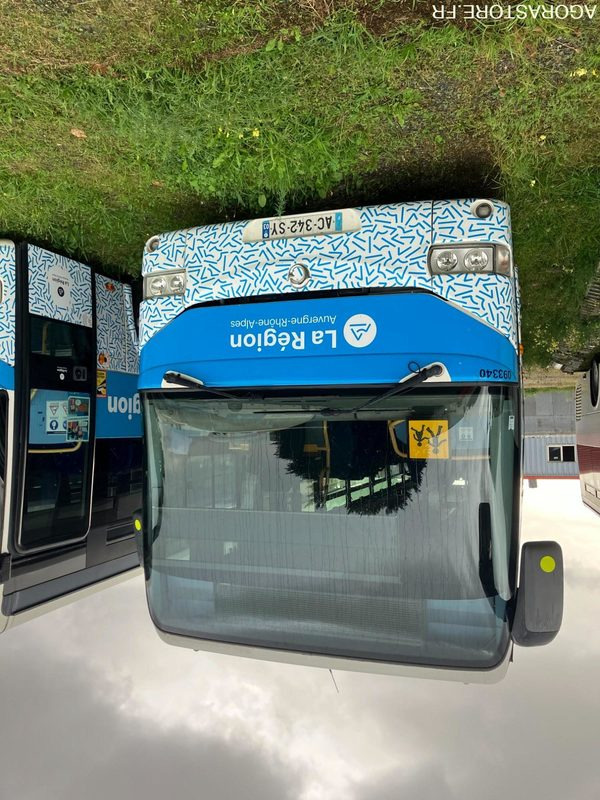 IVECO CROSSWAY 12.80m N°093340 - 小型巴士, 小型客车:图1 IVECO CROSSWAY 12.80m N°093340 - 小型巴士, 小型客车:图1