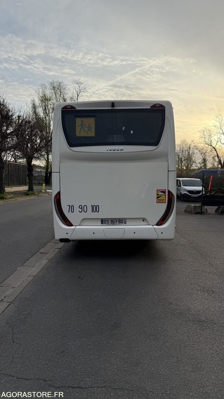 IVECO CROSSWAY CAR SCOLAIRE - 103 000 km - 2015 - 巴士:图5 IVECO CROSSWAY CAR SCOLAIRE - 103 000 km - 2015 - 巴士:图5