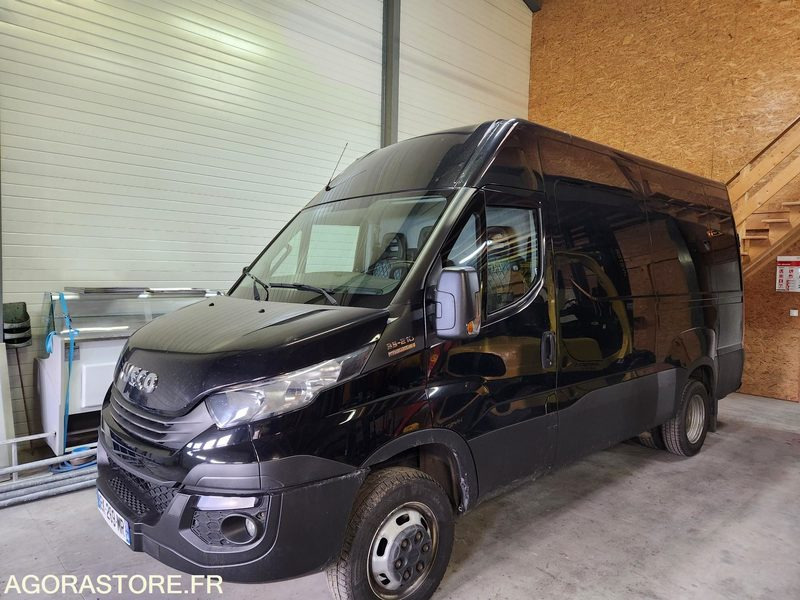 IVECO DAILY 35C21- 2017 / 170000 KM - 无侧窗厢式货车:图2 IVECO DAILY 35C21- 2017 / 170000 KM - 无侧窗厢式货车:图2