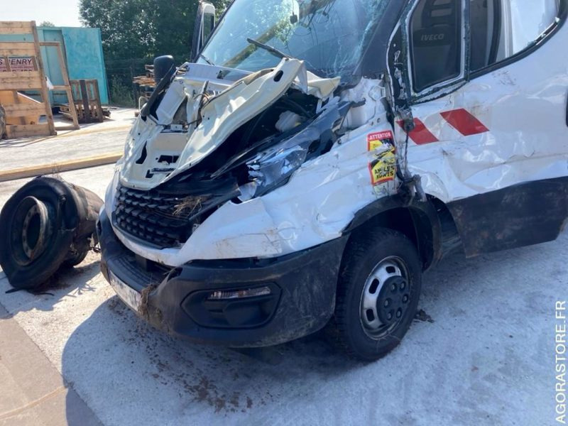 IVECO DAILY 50C18 NACELLE VERSALIFT - 车载空中平台:图5 IVECO DAILY 50C18 NACELLE VERSALIFT - 车载空中平台:图5