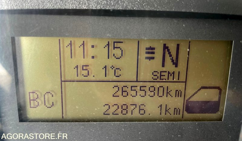 IVECO EUROCARGO PLATEAU - 2015 - 295 000KM - 栏板式/ 平板卡车:图3 IVECO EUROCARGO PLATEAU - 2015 - 295 000KM - 栏板式/ 平板卡车:图3