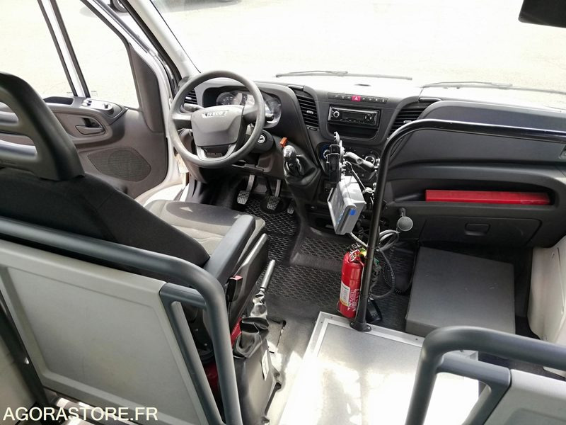 Iveco Daily Line - 小型巴士, 小型客车:图5 Iveco Daily Line - 小型巴士, 小型客车:图5