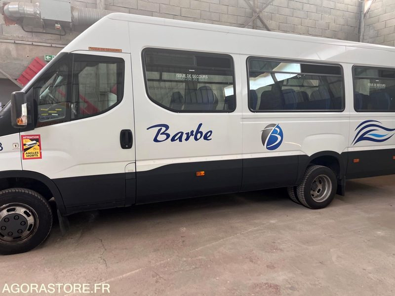 Iveco daily 08/2016 22 +1 places 240 000 kms - 校車:图2 Iveco daily 08/2016 22 +1 places 240 000 kms - 校車:图2