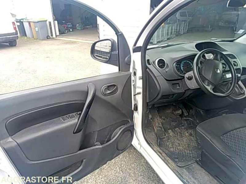 KANGOO ELECTRIQUE - 2013 / 67 700 km - 紧凑型面包车, 电动小型货车:图5 KANGOO ELECTRIQUE - 2013 / 67 700 km - 紧凑型面包车, 电动小型货车:图5