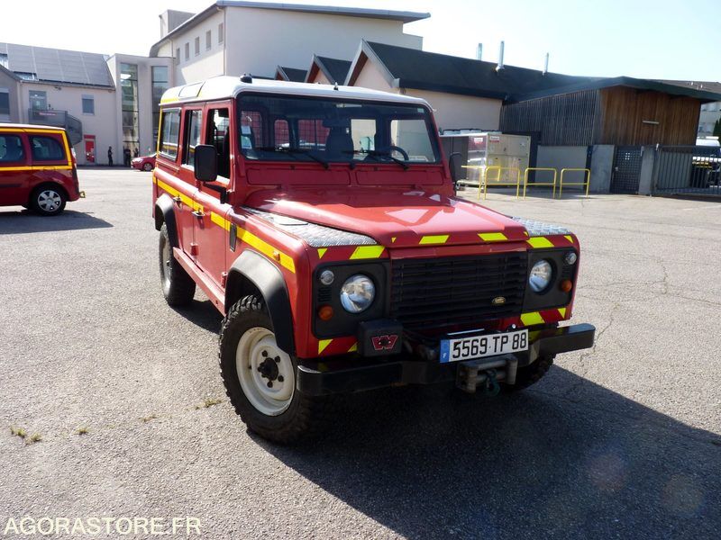 Land Rover Defender Long - 越野车:图1 Land Rover Defender Long - 越野车:图1