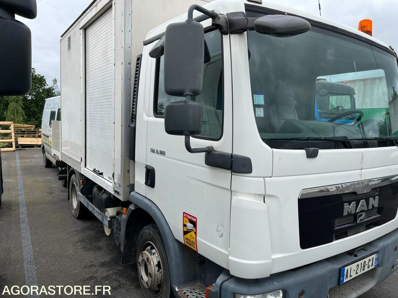 MAN TGL 8.180 4X2 BB - 2010 - 69000 Kms - 卡车:图2 MAN TGL 8.180 4X2 BB - 2010 - 69000 Kms - 卡车:图2