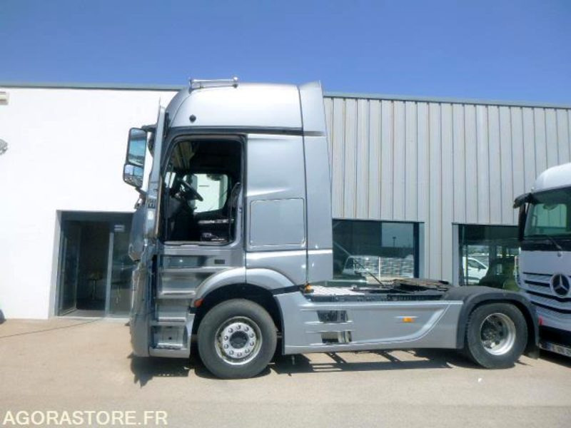 MERCEDES ACTROS 1845 GRANDE CABINE - 2012 - IMMATRICULATION SLOVENE - TB ETAT - 牵引车:图2 MERCEDES ACTROS 1845 GRANDE CABINE - 2012 - IMMATRICULATION SLOVENE - TB ETAT - 牵引车:图2