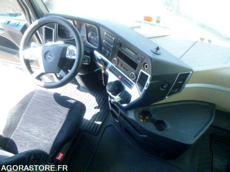牵引车 MERCEDES ACTROS 1845 GRANDE CABINE - 2012 - IMMATRICULATION SLOVENE：图7