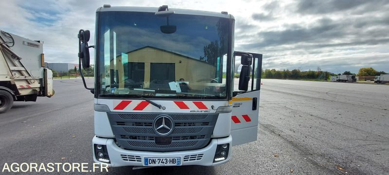 MERCEDES ECONIC - 2015 - 垃圾车:图1 MERCEDES ECONIC - 2015 - 垃圾车:图1