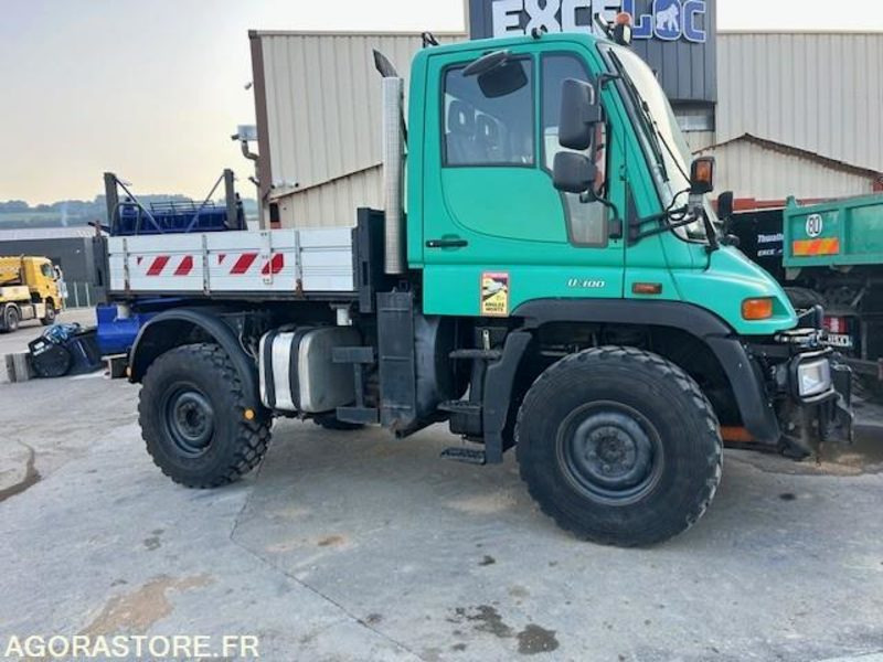 MERCEDES UNIMOG U300C VERSION COMMUNALE 2000 97652 KM - 市政/ 专用车辆:图2 MERCEDES UNIMOG U300C VERSION COMMUNALE 2000 97652 KM - 市政/ 专用车辆:图2