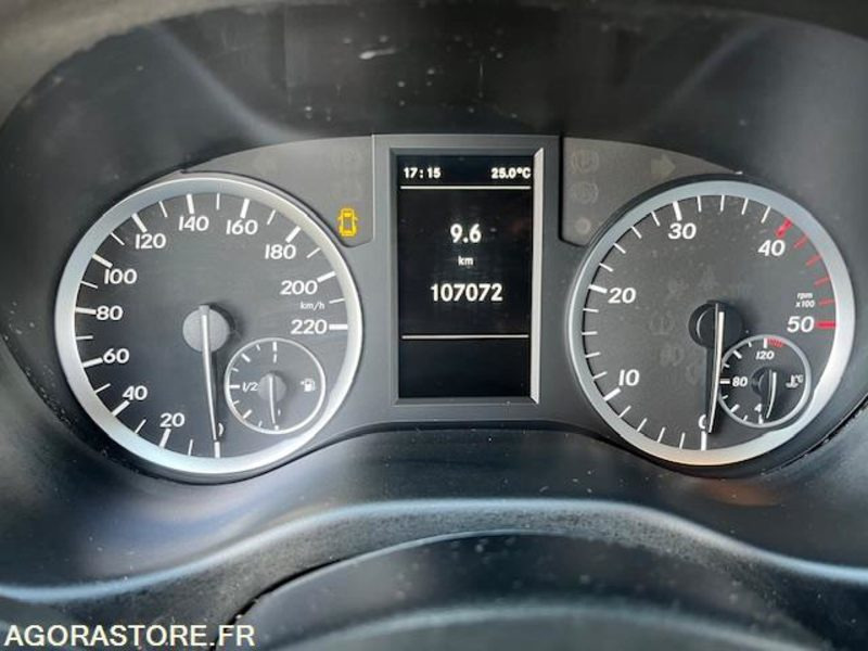 无侧窗厢式货车 MERCEDES VITO FOURGON 116 CDI BLUETEC PROPULSION LONG 3 PLACES BV6:图14 无侧窗厢式货车 MERCEDES VITO FOURGON 116 CDI BLUETEC PROPULSION LONG 3 PLACES BV6:图14