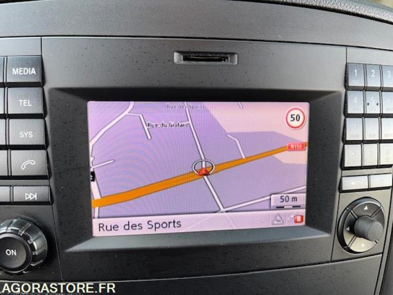 无侧窗厢式货车 MERCEDES VITO FOURGON 116 CDI BLUETEC PROPULSION LONG 3 PLACES BV6:图9 无侧窗厢式货车 MERCEDES VITO FOURGON 116 CDI BLUETEC PROPULSION LONG 3 PLACES BV6:图9