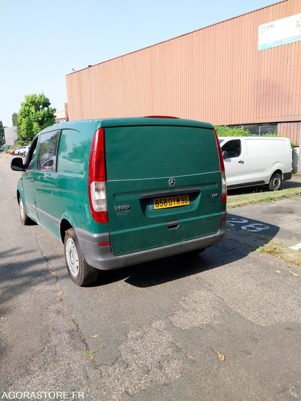 MERCEDES Vito 5p BVA 2004 (384224Km) ROULANT Pb BV PRO EXCLUSIVEMENT - 紧凑型面包车:图5 MERCEDES Vito 5p BVA 2004 (384224Km) ROULANT Pb BV PRO EXCLUSIVEMENT - 紧凑型面包车:图5
