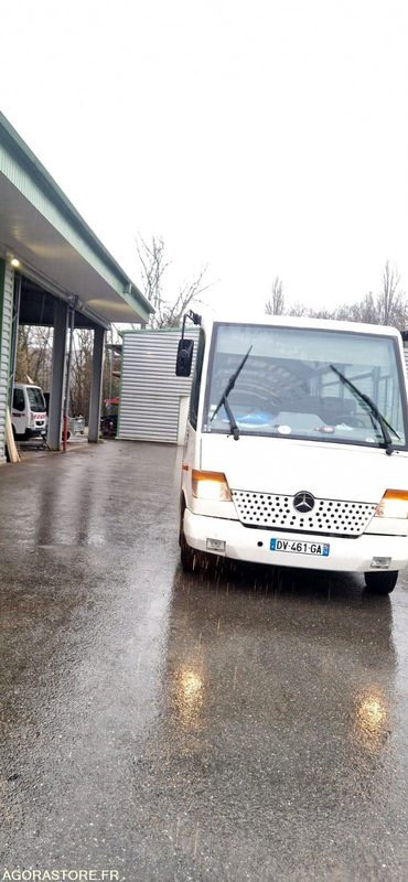 MINI-BUS MERCEDES VARIO - 127178 kms - 2000 - 小型巴士, 小型客车:图1 MINI-BUS MERCEDES VARIO - 127178 kms - 2000 - 小型巴士, 小型客车:图1