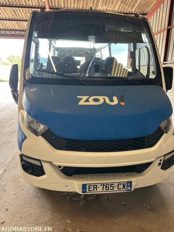 MINICARS IVECO BUS DAILY TOURYS 25397 MEC 2017 KM 239000 ER-765-CX - 小型巴士, 小型客车:图1 MINICARS IVECO BUS DAILY TOURYS 25397 MEC 2017 KM 239000 ER-765-CX - 小型巴士, 小型客车:图1