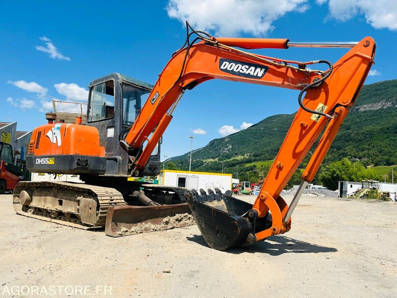 Mini pelle 5T DOOSAN DH55 - Année 2004 - 挖掘机:图5 Mini pelle 5T DOOSAN DH55 - Année 2004 - 挖掘机:图5