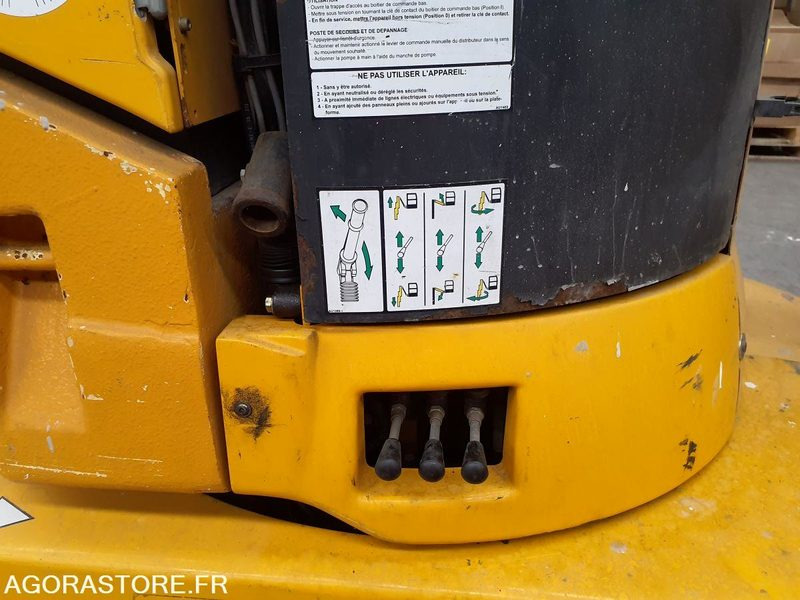 Nacelles à mât vertical GROVE TOUCAN 861 - 空中平台:图5 Nacelles à mât vertical GROVE TOUCAN 861 - 空中平台:图5