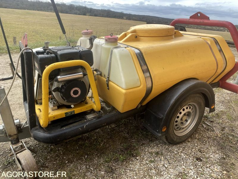 Nettoyeur haute-pression Diesel sur remorque BRENDON BB1000 - 高压清洗机:图3 Nettoyeur haute-pression Diesel sur remorque BRENDON BB1000 - 高压清洗机:图3