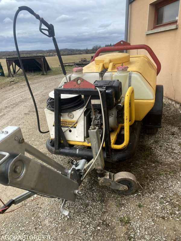Nettoyeur haute-pression Diesel sur remorque BRENDON BB1000 - 高压清洗机:图1 Nettoyeur haute-pression Diesel sur remorque BRENDON BB1000 - 高压清洗机:图1