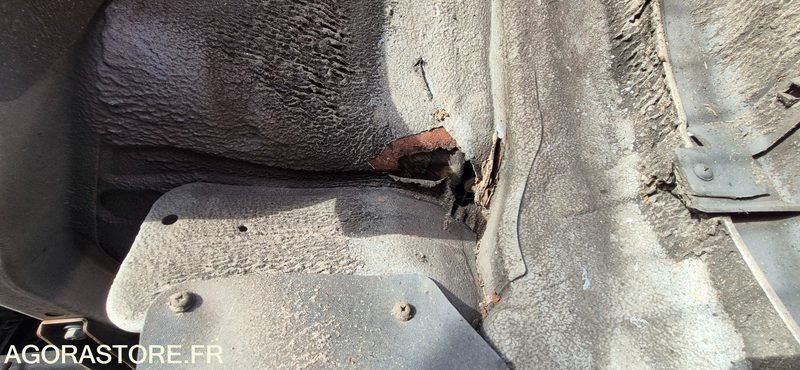 Nissan Cabstar - 翻斗货车:图2 Nissan Cabstar - 翻斗货车:图2