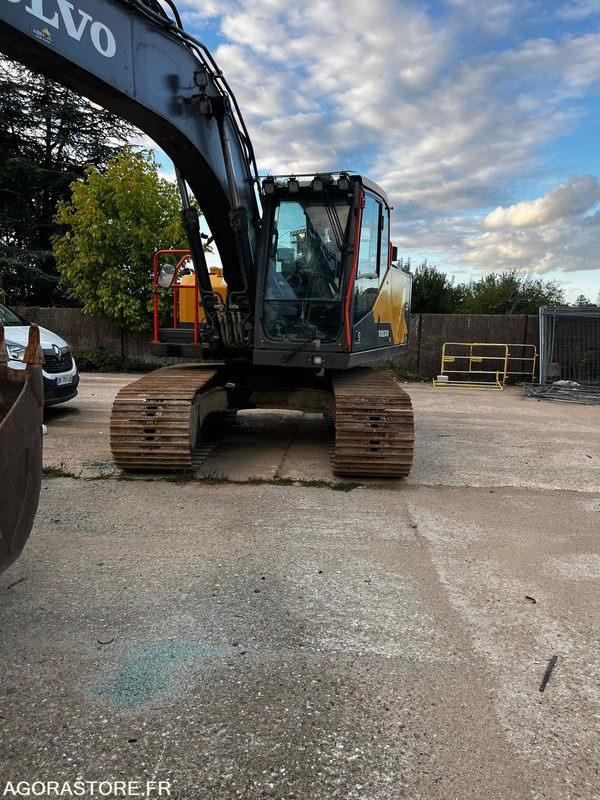 PELLE VOLVO EC160 NL - 2020 / 4950 HEURES - 挖掘机:图3 PELLE VOLVO EC160 NL - 2020 / 4950 HEURES - 挖掘机:图3