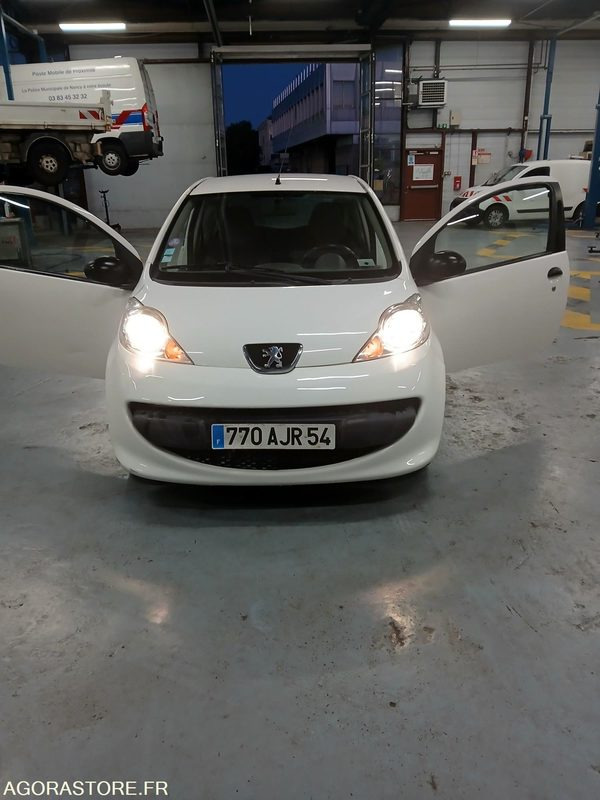 PEUGEOT 107 - 2008 - 142642 KM - 汽车:图1 PEUGEOT 107 - 2008 - 142642 KM - 汽车:图1