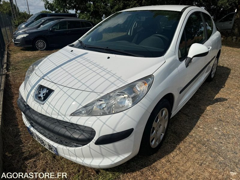 PEUGEOT 207 1.4 HDI STE - 汽车:图1 PEUGEOT 207 1.4 HDI STE - 汽车:图1