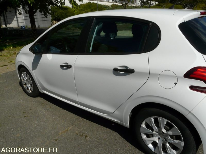 PEUGEOT 208 DX177CZ - 汽车:图5 PEUGEOT 208 DX177CZ - 汽车:图5