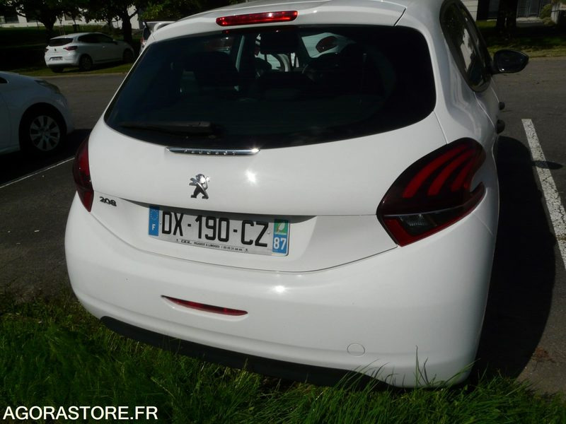 PEUGEOT 208 DX190CZ - 汽车:图3 PEUGEOT 208 DX190CZ - 汽车:图3