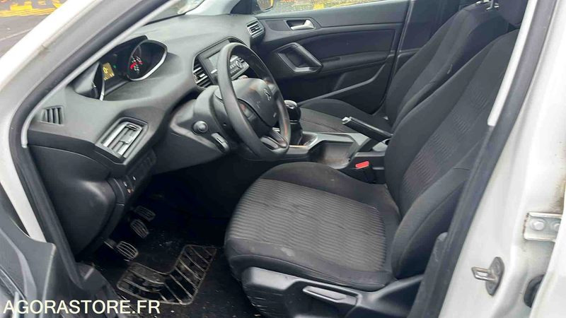 PEUGEOT 308 - 2015 - 142861KM - DQ894VG - 汽车:图5 PEUGEOT 308 - 2015 - 142861KM - DQ894VG - 汽车:图5