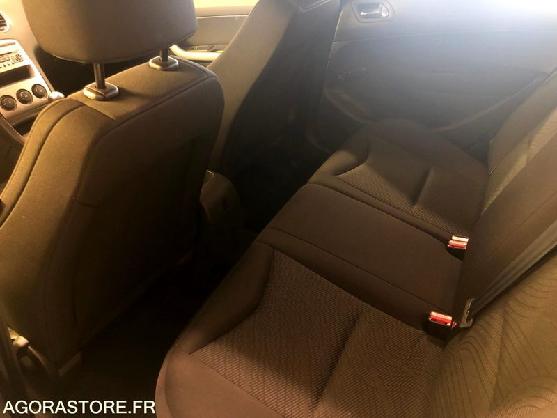 PEUGEOT 308 ANNEE 2010 5P 1.6 HDI DIESEL Boite manuelle 150000km - 汽车:图5 PEUGEOT 308 ANNEE 2010 5P 1.6 HDI DIESEL Boite manuelle 150000km - 汽车:图5