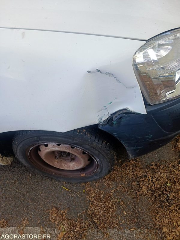 PEUGEOT PARTNER - 2006 - 223 941 km - 紧凑型面包车:图4 PEUGEOT PARTNER - 2006 - 223 941 km - 紧凑型面包车:图4