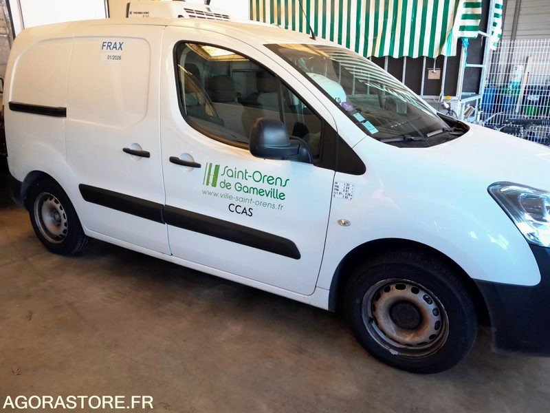 PEUGEOT PARTNER II 1.6 Vti 50026 kms 2016 frigo - 紧凑型面包车:图2 PEUGEOT PARTNER II 1.6 Vti 50026 kms 2016 frigo - 紧凑型面包车:图2
