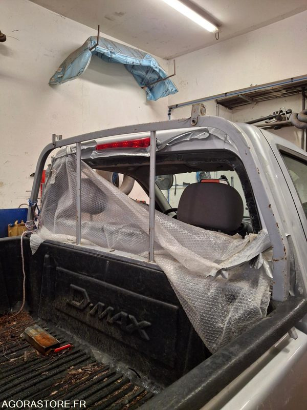 PICK UP D MAX   ISUZU - 皮卡车:图5 PICK UP D MAX   ISUZU - 皮卡车:图5