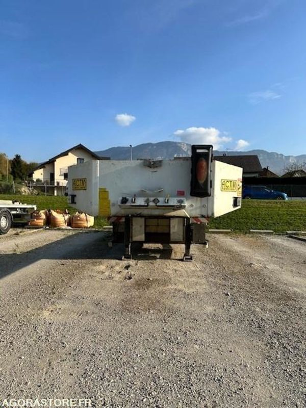 PORTE ENGINS ACTM CU23T - 2012 - 低装载拖车:图2 PORTE ENGINS ACTM CU23T - 2012 - 低装载拖车:图2