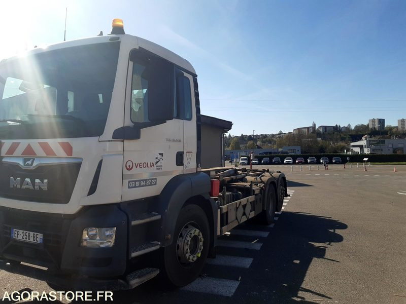 PORTEUR AMPLIROLL MAN - BRAS MARREL - 2017 - 271697 Km - (R52433) - 吊钩升降车:图3 PORTEUR AMPLIROLL MAN - BRAS MARREL - 2017 - 271697 Km - (R52433) - 吊钩升降车:图3