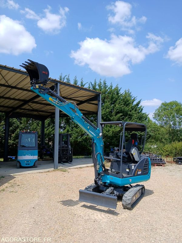 Pelle SUNWARD SWE20F canopy Neuve - 小型挖掘机:图2 Pelle SUNWARD SWE20F canopy Neuve - 小型挖掘机:图2