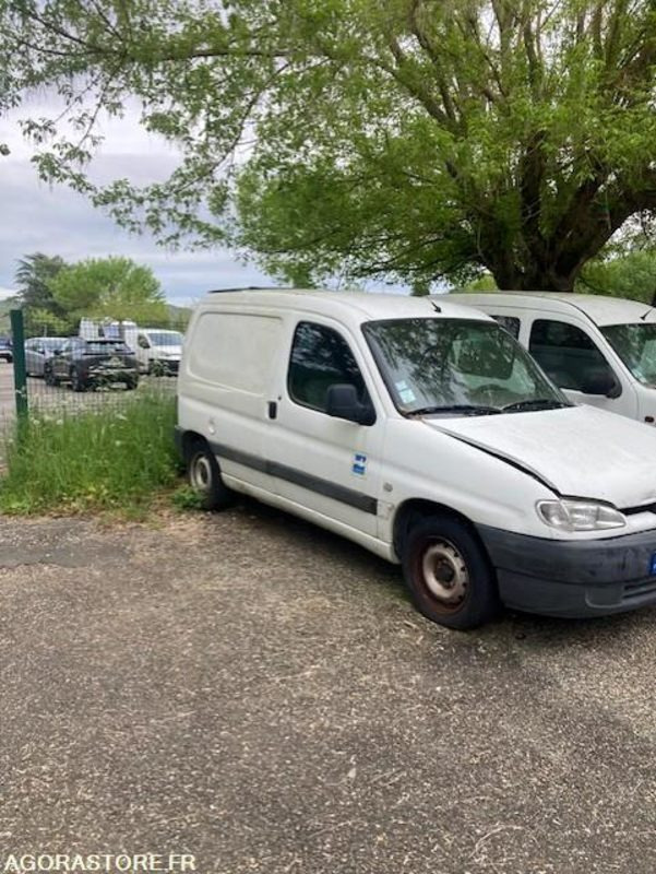 Peugeot Partner 1.9D - 紧凑型面包车:图2 Peugeot Partner 1.9D - 紧凑型面包车:图2
