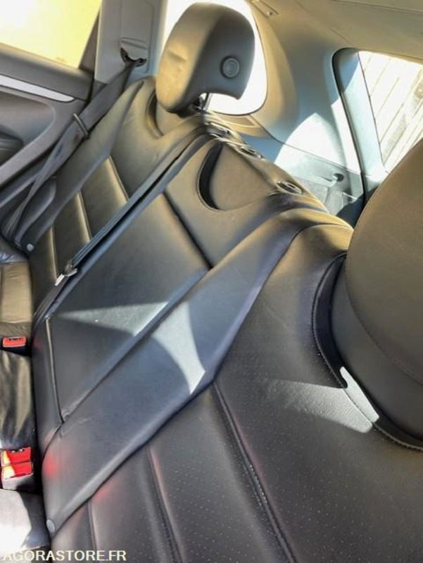 越野车 Porsche Cayenne V6 - 312 234 kms - 2004：图18