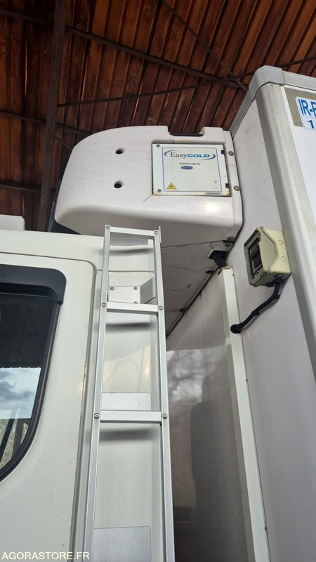 Porteur frigo Volvo FE 260 - 卡车:图4 Porteur frigo Volvo FE 260 - 卡车:图4