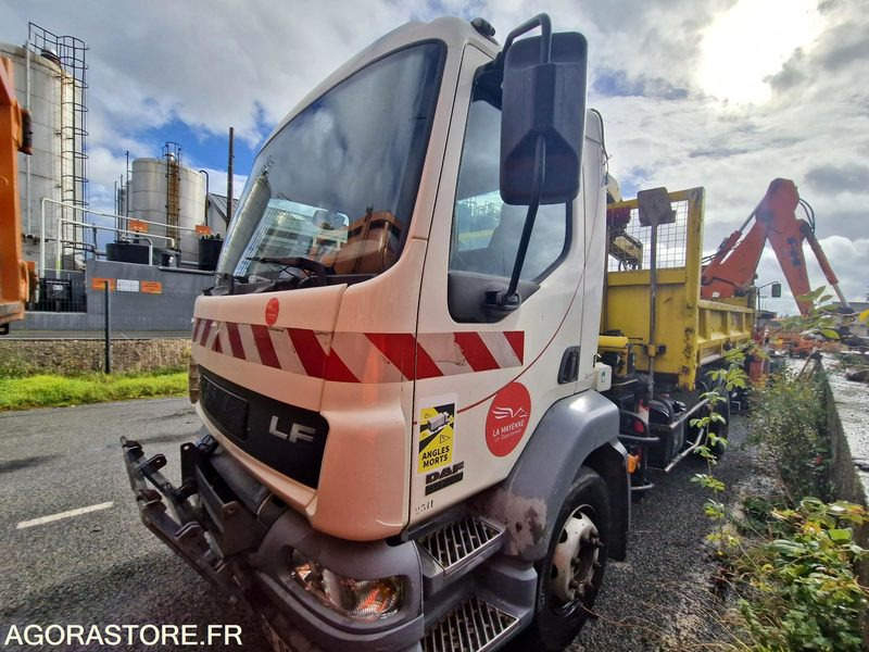 Porteur tribenne grue Daf LF55 220 -227727-2006 - BQ086KY - 卡车:图1 Porteur tribenne grue Daf LF55 220 -227727-2006 - BQ086KY - 卡车:图1