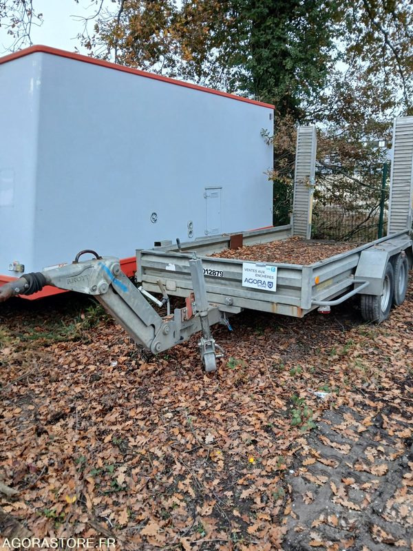 REMORQUE PORTE ENGINS - 栏板式/ 平板拖车:图3 REMORQUE PORTE ENGINS - 栏板式/ 平板拖车:图3