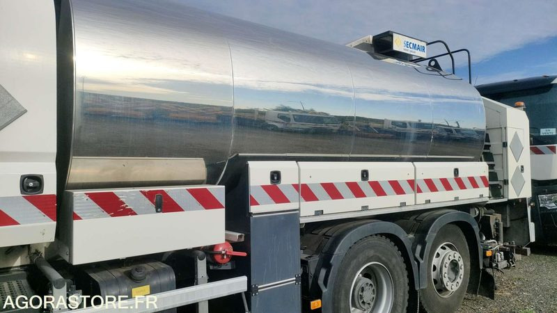 RENAULT C380 - 2015 - 56483 KM - 罐车:图4 RENAULT C380 - 2015 - 56483 KM - 罐车:图4