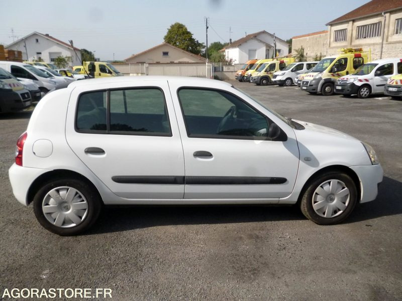 RENAULT CLIO 1.5 DCI - 2007 - 汽车:图4 RENAULT CLIO 1.5 DCI - 2007 - 汽车:图4